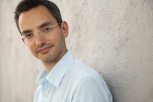 Book Myq Kaplan for your next comedy night (photo of the comedian)